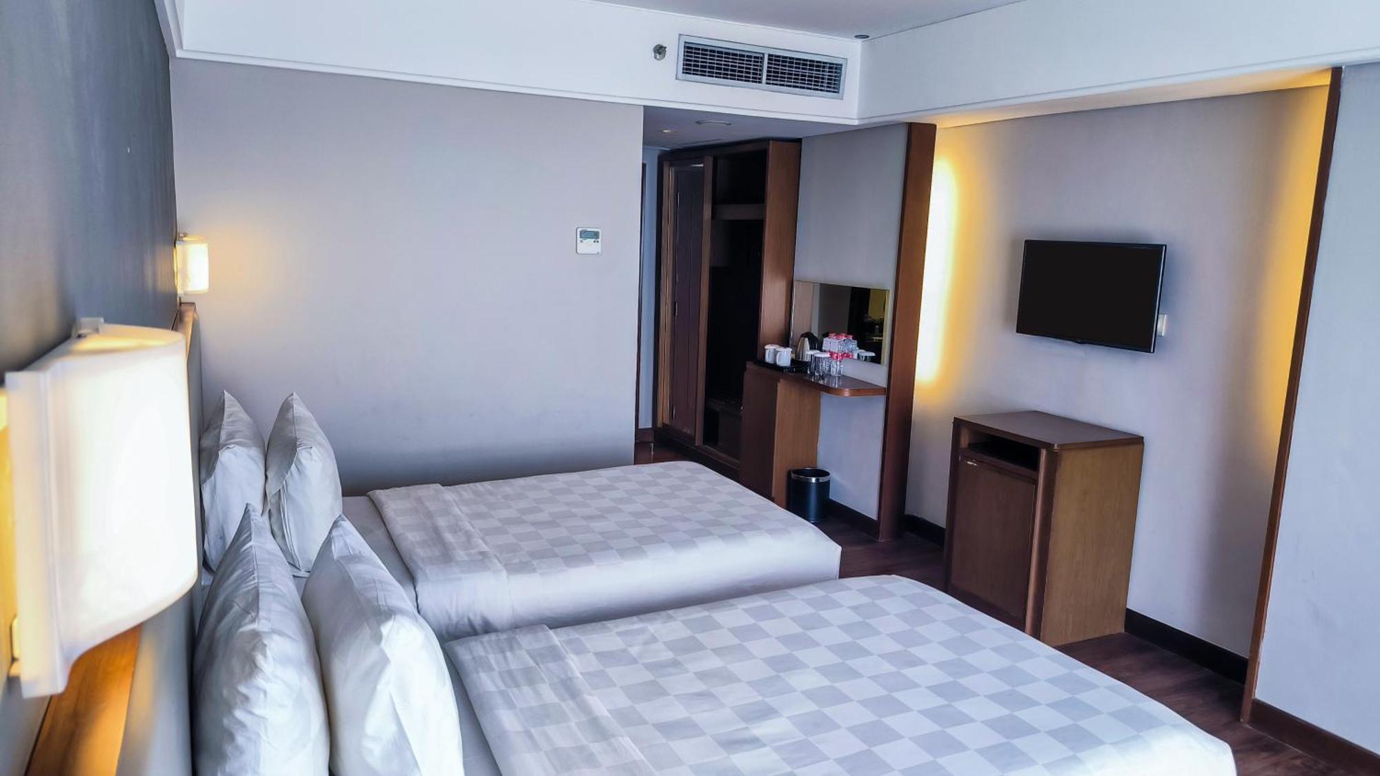 Swiss-Belhotel בוגור מראה חיצוני תמונה
