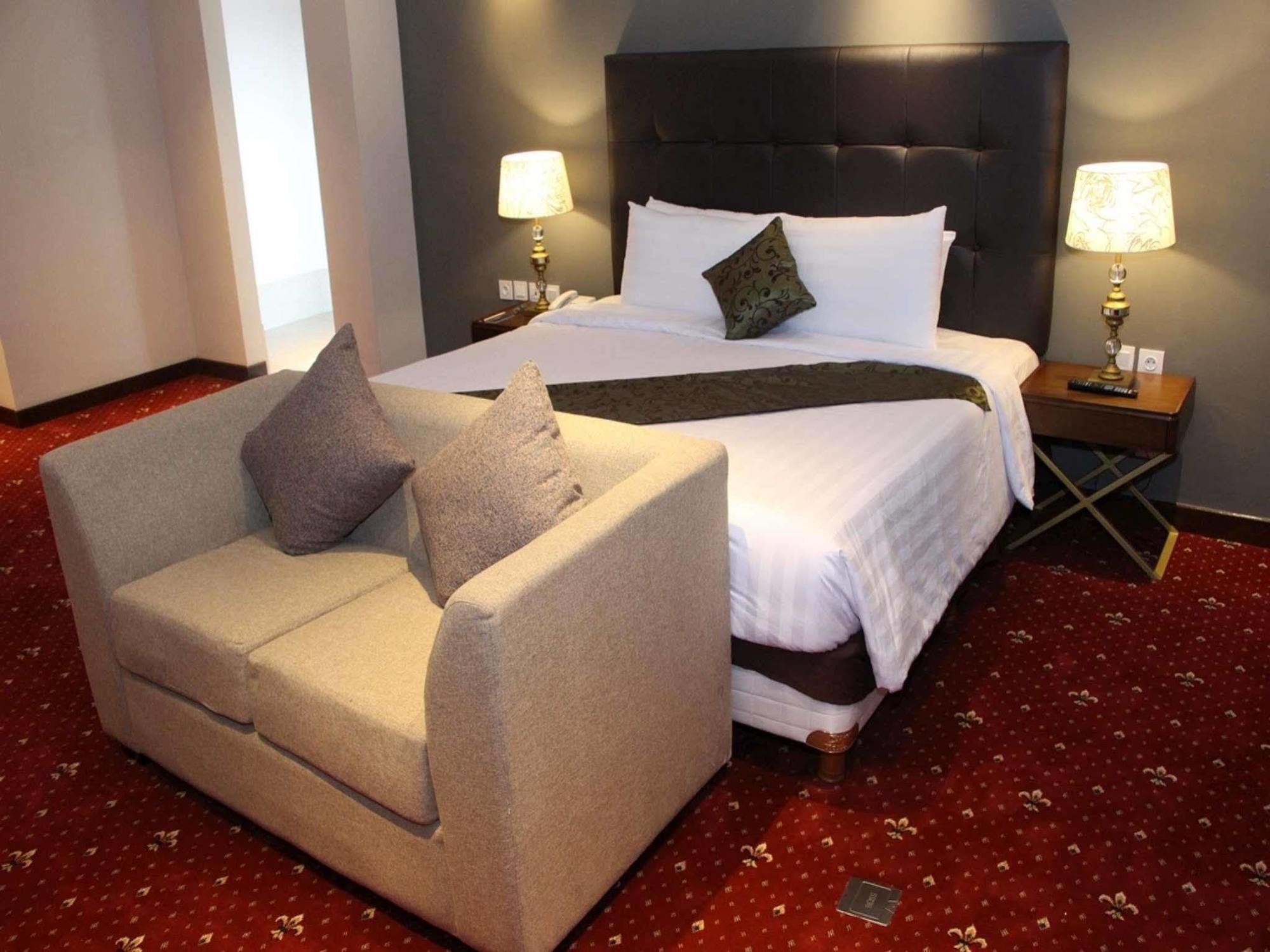 Swiss-Belhotel בוגור מראה חיצוני תמונה